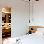 Πανσιόν Lulom - Rooftop Boutique 3*
