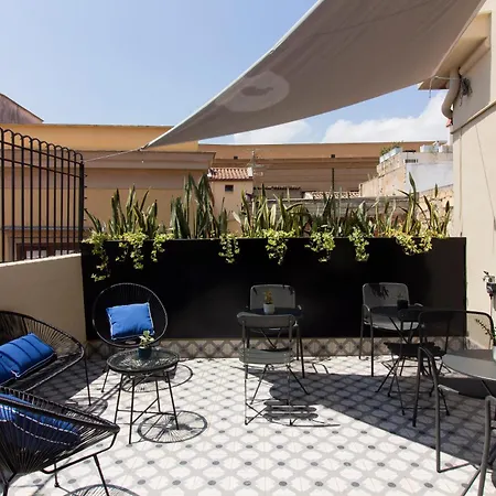 Πανσιόν Lulom - Rooftop Boutique